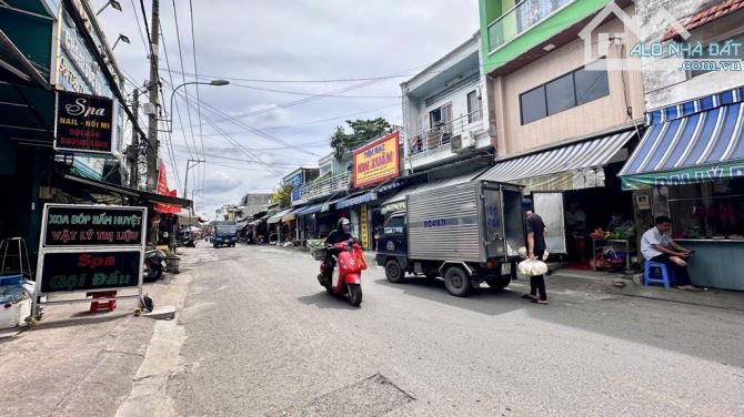 Đông Hưng Thuận(Q.12) bán nhà 5,5X13 gần đường Phan Văn Hớn giá 4,5tỷ. - 2