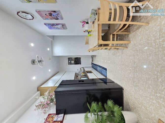 BÁN NHANH CHUNG CƯ 30T2 MẠC THÁI TỔ – 80M² – 3 NGỦ – VỊ TRÍ ĐẮC ĐỊA – MỚI BÀN GIAO 2023 - 2