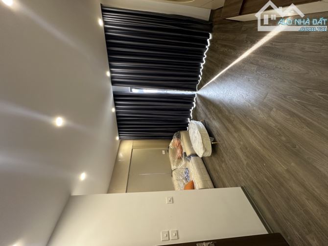 BÁN NHÀ 5 TẦNG_NGUYỄN VĂN LINH, SÀI ĐỒNG– FULL NỘI THẤT VIP – OTO VÀO NHÀ -38m, 7,6 TỶ - 2
