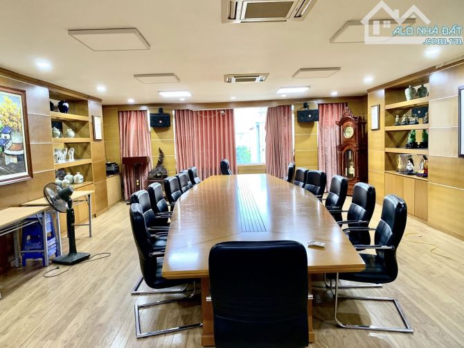 Tòa Văn Phòng 11 Tầng Lê Đức Thọ - Ô TÔ Tránh - Vỉa hè rộng - 120m2 x 11 Tầng - Sổ Vuông - 1