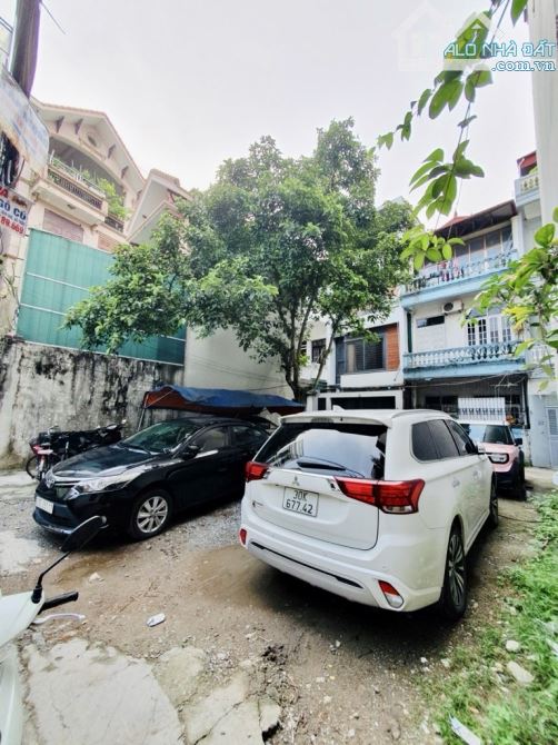 Nhà Đẹp Ngọc Lâm Ô TÔ Đỗ Cửa 52,3M Mặt Tiền 5m hậu 5m 5 tầng ô chờ thang máy 11,99 tỷ - 2