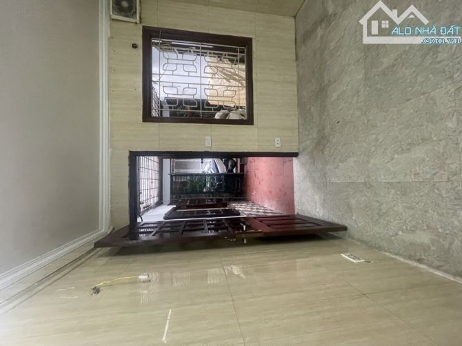 BÙI  NGỌC DƯƠNG💥 BÁN NHÀ TẬP THỂ TẦNG 1 – DTSD 35M - NGÕ TO GẦN PHỐ - 2