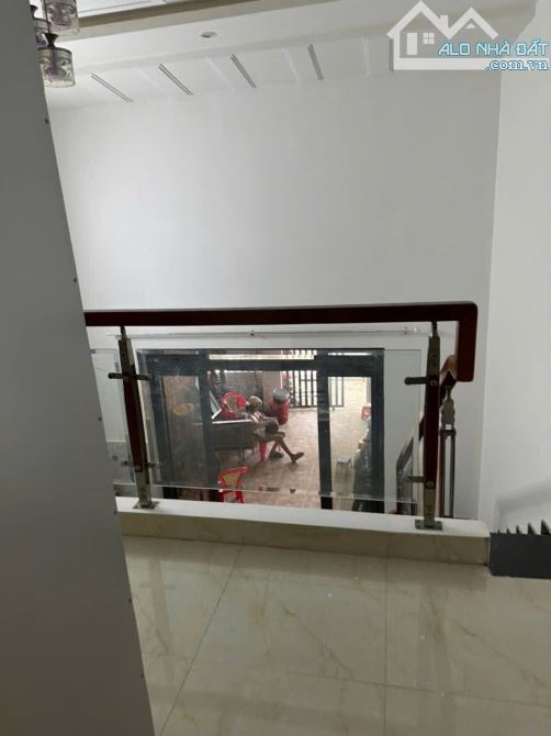 📌📌📌Làm việc trực tiếp!!! 🏠 Chào bán căn nhà gác lững đúc Kiệt 59 Ngô Chân Lưu Hoà Minh - 2