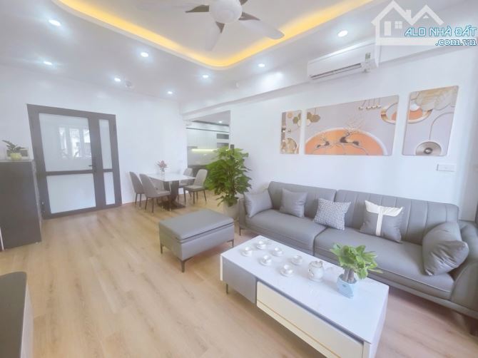 Bán chung cư 3 ngủ trung tâm Quận Thanh Xuân tặng Full nội thất giá chỉ nhỉnh 5tỷ - 2