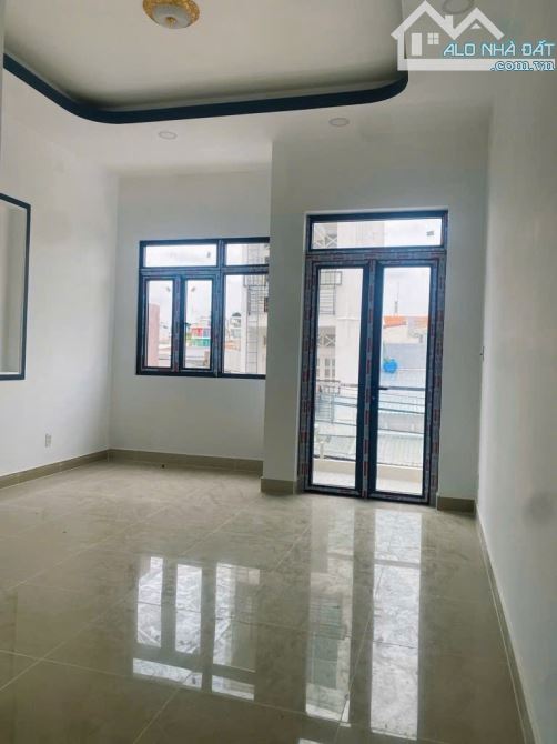 NHÀ MẶT TIỀN QUẬN 7, LÊ VĂN LƯƠNG, 3 TẦNG, 4.4 X16m, XE HƠI QUAY ĐẦU, NHỈNH 10 TỶ - 2
