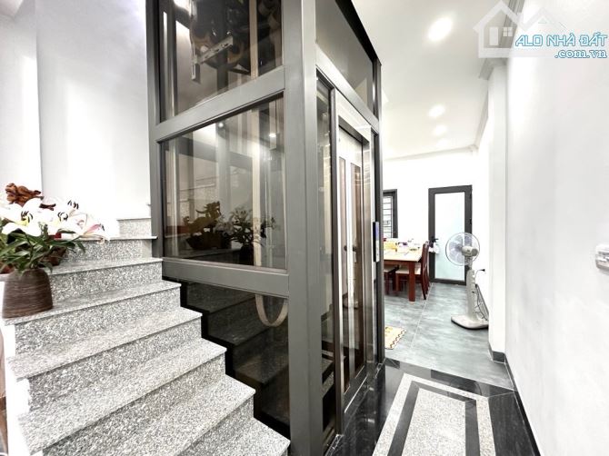 NHÀ VIP XUÂN PHƯƠNG - 5 TẦNG THANG MÁY - OTO ĐỖ CỬA - 30m ra mặt đường Xuân Phương - DIỆN - 2