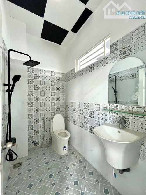 Cho Thuê Nhà Trệt Lửng 2 Lầu Góc 2 Mặt tiền Trục chính hẻm 112 Hoàng Quốc Việt - 23