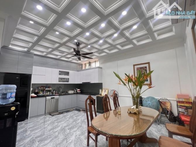 Bán mặt phố Nguyễn Văn Lộc Mỗ Lao, Lô Góc, Kinh Doanh Đỉnh, 205m2*4T, giá 110 tỷ. - 3