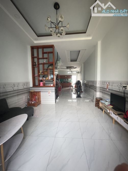NHÀ 2 TẦNG ĐÚC CHÍNH CHỦ HÊM XE HƠI THÔNG 1/ 30 SẸC SONG HÀNH HÓC MÔN NGANG 5M BỀ THẾ . - 3