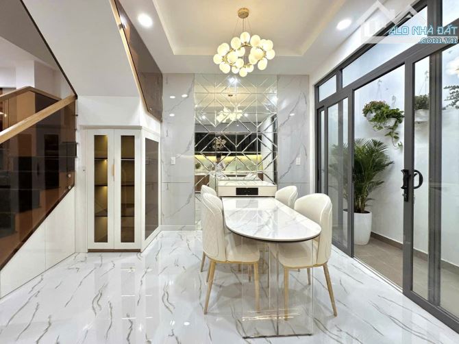 NHÀ XÂY MỚI BÌnh Thạnh - 60M2 ( 4.8X12.5 ) -HXH - 3 TẦNG - 3 PN - FULL NT - CHỈ 8.X NHỎ - 3