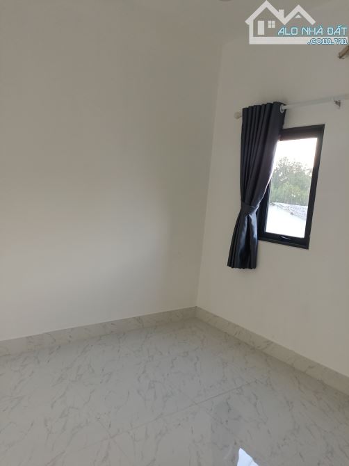 Bán nhà ngay trung tâm thị trấn Hóc Môn giá 3,5 tỷ - 3