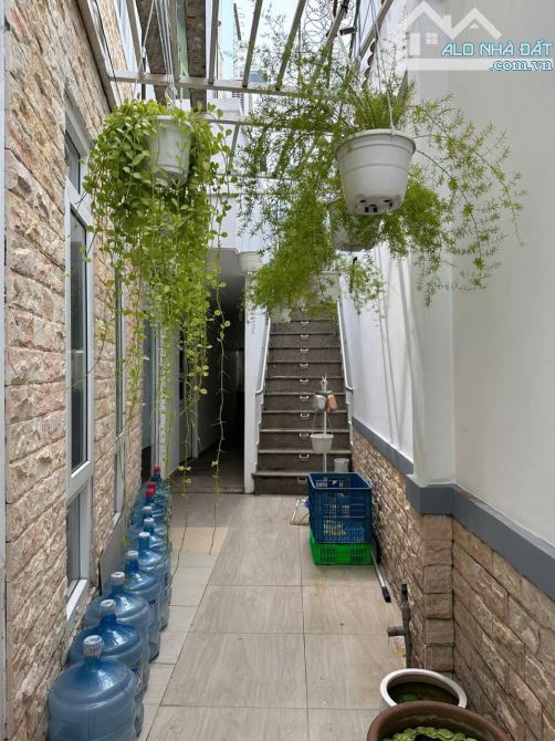 Bán Biệt Thự Quận Bình Thạnh - Có Trang Bị PCCC - 8,8m x 20m - 3 Tầng - Giá 22,990 tỷ - 3