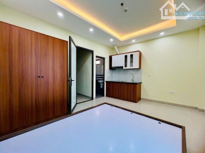 Căn chung cư Mini  - Sát vành đai 3.5 - 7 Tầng thang máy - 11 Phòng full - 9,6 Tỷ - 3