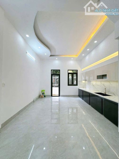 NHÀ ĐẸP GIÁ 2 TỶ 5 MT GẦN BƯU ĐIỆN VH LONG TRẠCH, PHÁP LÝ RÕ RÀNG - 90M2 - 3