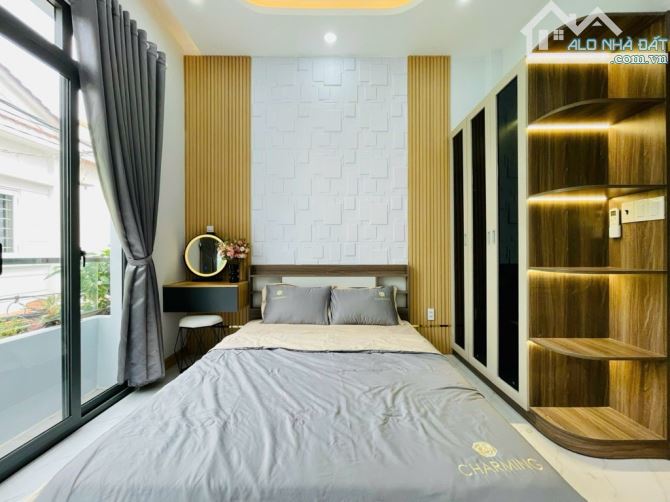 🆘 NGAY EMART P.H.I- 3 TẦNG - 64M2 SD - NGANG 4M - HXH NÉ CÁCH VÀI BƯỚC - NHỈNH 4 TỶ 🌹 - 3