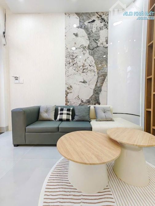 CHÍNH CHỦ BÁN NHÀ MT GIÁ 2 TỶ 8 GẦN KCN CẦU TRÀM CẦN ĐƯỚC LONG AN, 110M2 - SHR - 3