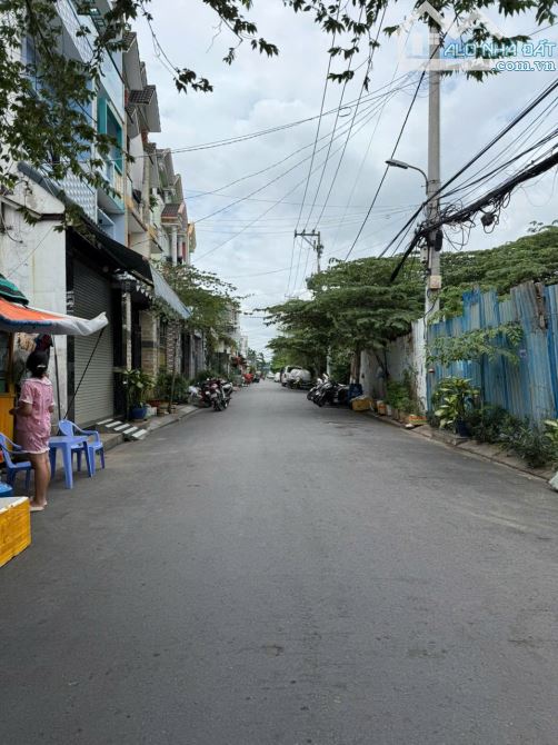 Nhà HXT Hương Lộ 2 - 4 x 16M - 6,4 Tỷ - Gần BV Bình Tân - 3