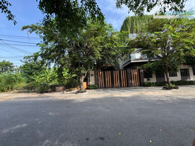 Bán lô đất biệt thự 192m ngang 10m mặt tiền đường Đa Phước 8 Khu Nam Việt Á giá 19,8 tỷ - 3