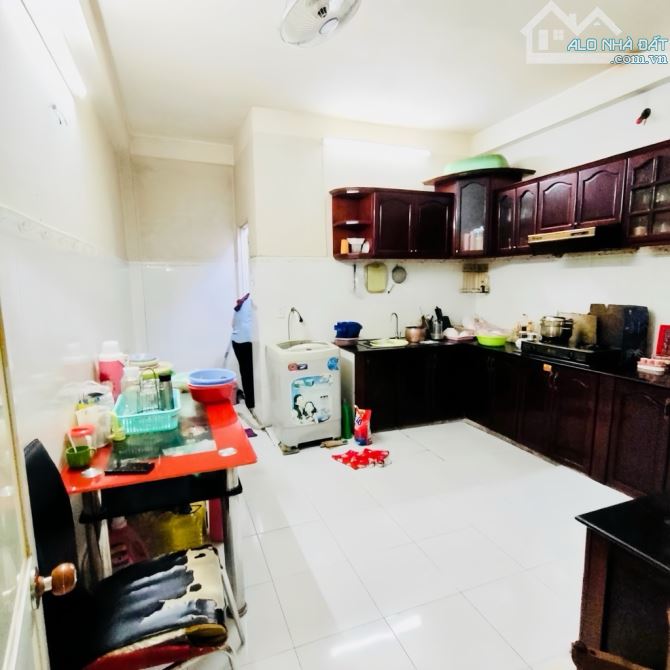Bán Nhà Bình Trị Đông - Khu Tên Lửa - Bình Tân - Hẻm 7m OTo Vào Nhà - 65M2 -Nhỉnh 5 Tỷ - 3
