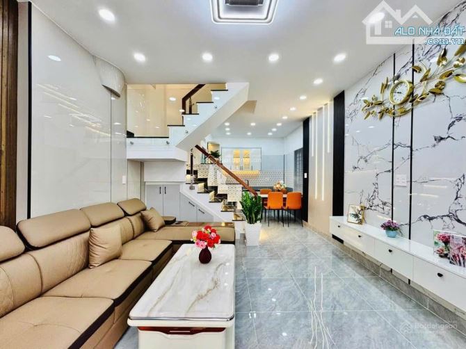 Bán nhà đẹp Đất Thánh - Kế bên Bắc Hải, DT: 4.2x16m [CN: 67m2] 4 Tầng BTCT Chỉ 8.4 tỷ - 3