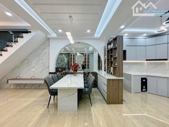 Bán nhà đẹp liền kề KDC Him Lam Tân Hưng - Ngang 5m - Full Nội Thất SHR - 3