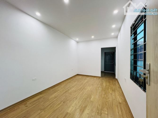 Cần bán gấp nhà NGỌC HỒI, 58m2, 5T, gần phố, mt 4m, chỉ 7.8 tỷ - 3