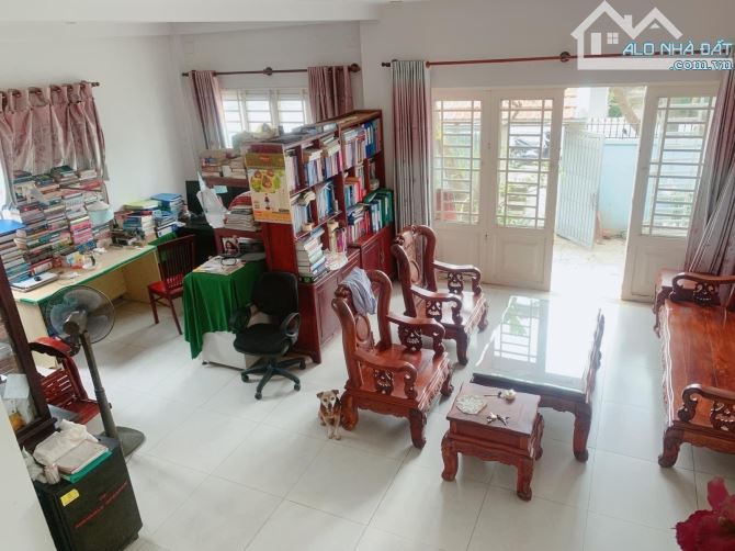 BÁN BIỆT THỰ 3 TẦNG MẶT TIỀN THẠNH LỘC 31 – QUẬN 12 –DT 210M², NGANG 9M – GIÁ CHỈ 15,5 TỶ - 3