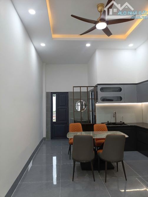 Nhà Phố 3 Tầng Mới Đẹp Ngay Icon Central – Đường 12m Có Vỉa Hè – Giá Chỉ 4.8 Tỷ - 3