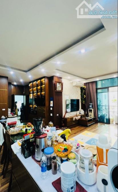 Lô góc toà nhà VP mới xịn đẹp, oto đỗ hầm, ngay Lê Trọng Tấn. DT: 101m2 x mt 5.2m x 8T - 3