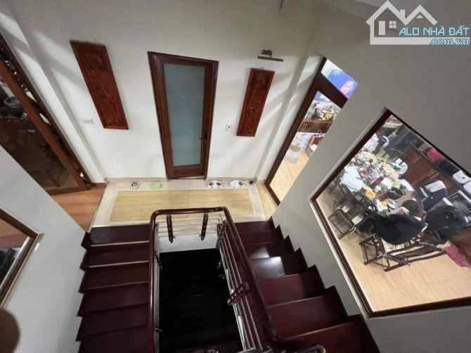 PHÂN LÔ ĐẸP NHẤT 28 XUÂN LA 2 MẶT TIỀN 3 OTO TRÁNH VỈA HÈ KINH DOANH 65m MT 4.5m 24 Tỷ - 3