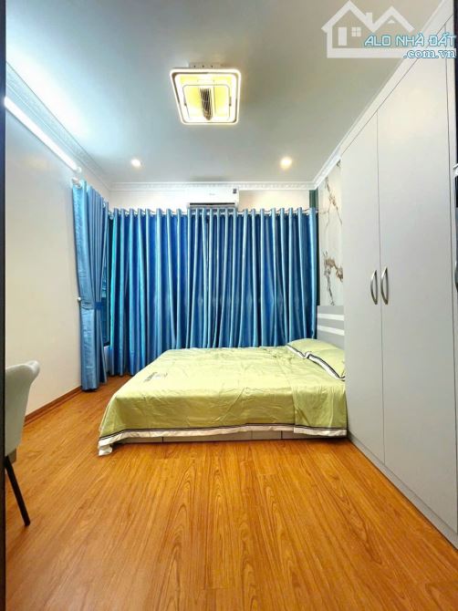 Bán Nhà Tây Sơn: 5,15 Tỉ (TL) ,5 Tầng Sổ Vuông 20m,MT 3,3m,30m ÔTô, Sân xe - 3