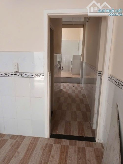 Nhà 1 lầu 1 trệt bán gấp tại tiền lân,bà điểm,89m2,1 tỷ 056 triệu,sổ hồng riêng - 3