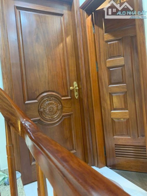 BÁN NHÀ NGUYỄN KHANG YÊN HOÀ CẦU GIẤY DT 40M 5 TẦNG NGÕ THÔNG NHÀ ĐẸP Ở LUÔN GIÁ BÁN 12 TỶ - 3