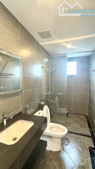 🌟 HOA HẬU THẠCH BÀN – 60M² – MT 11M – LÔ GÓC – 6 TẦNG – THANG MÁY – GARA Ô TÔ – 13,5 TỶ - 3