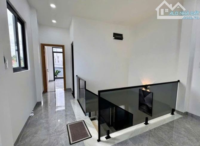 🏡 CHÍNH CHỦ BÁN NHÀ MỚI XÂY GẦN KCN CẦU TRÀM LONG, LONG AN GIÁ 2 TỶ 6 SHR - 3