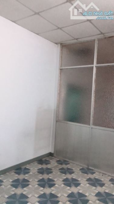 GIÁ TỐT Q10 – HẺM ĐẸP SẠCH SẼ – SÁT MT NGÔ GIA TỰ – GẦN 35m2 - HƠN 5 TỶ - 3