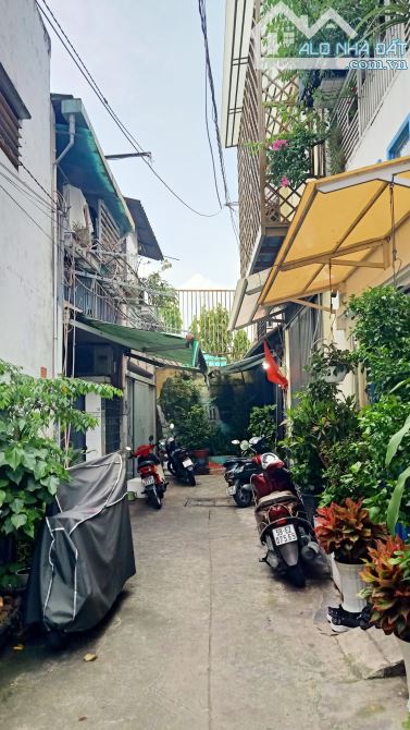 Bán NHÀ NGUYỄN HỮU TIẾN GẦN MẶT TIỀN- 66m2, ngang ~6m, GẦN CHỢ, CLB THỂ THAO CHỈ 5 TỶXX - 3