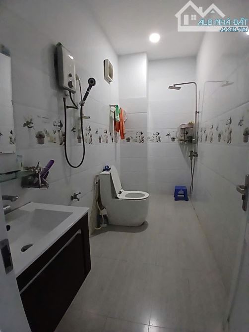 Gấp bán nhà 3 tầng- Trần thị Điệu - Phước long B - 3