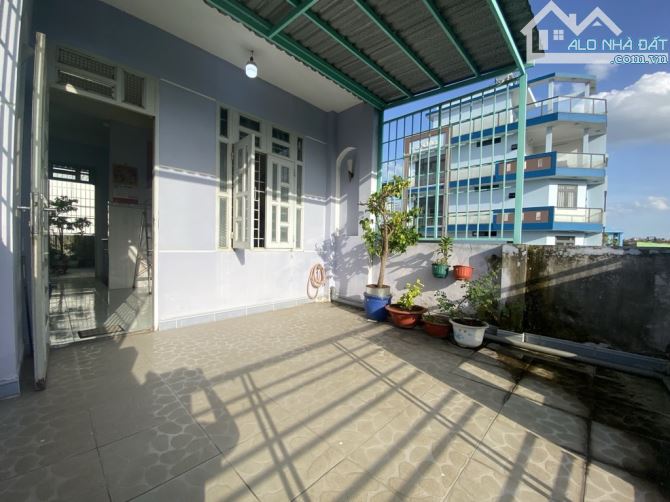 Bán mặt tiền vừa ở vừa kinh doanh Bùi Minh Trực, chỉ 11 tỷ, 52 m2 ,3 tầng, hoàn công đủ - 2