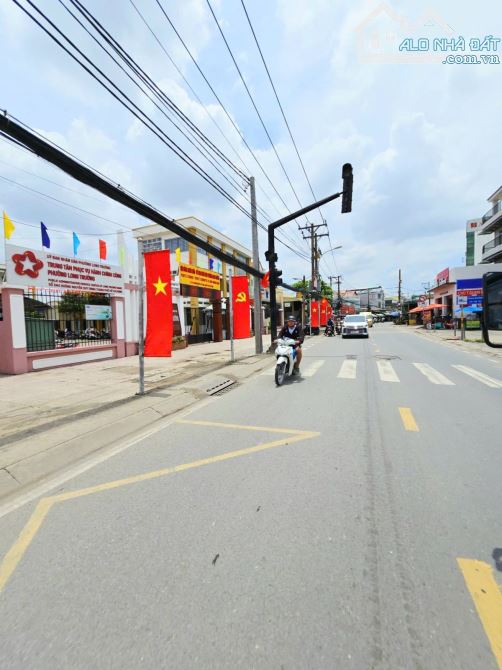 MẶT TIỀN NGUYỄN DUY TRINH - PHÚ HỮU - QUẬN 9 - NHÀ 2 TẦNG - 95M2 - 3