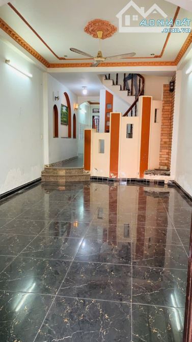 Bán nhà C4 ở Quận 7 hẻm an ninh, an cư lập nghiệp là nơi đây ạ đại gia đình ơi. - 3