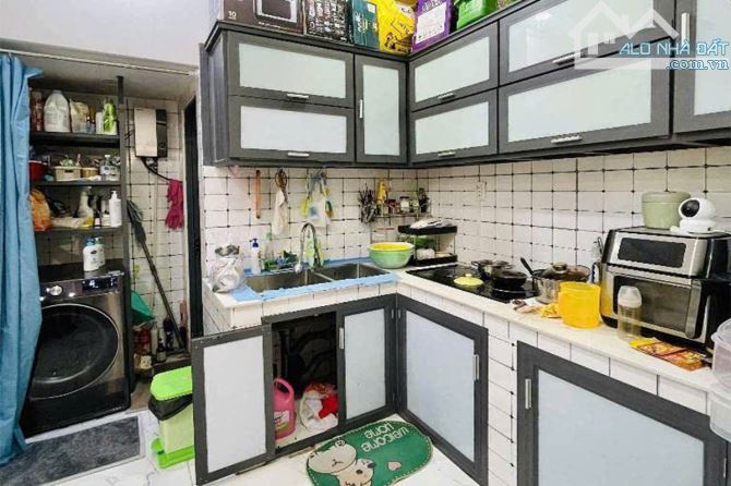 Bán nhà Nguyễn Bặc, Tân Bình, 4.2 x 11m, 2 Tầng 3 phòng ngủ, hẻm thông - Giá 5.7 tỷ TL - 3