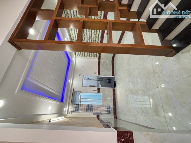 🏠 XE HƠI NGỦ TRONG NHÀ-SÁT MT LÂM THỊ HỐ Q12-4x17M-4 TẦNG-5,850 TỶ - 3