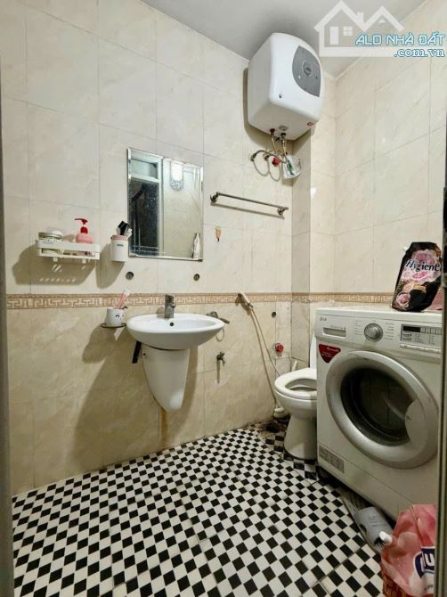 Nhà bán Lê Trọng Tấn - 118m2 - phân lô - ô tô - gần phố - MT 6m - sổ vuông - CCMN - 42 tỷ - 3