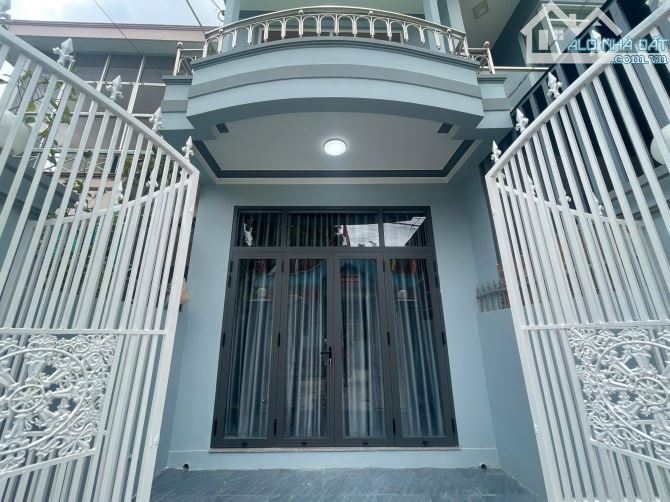 Bán nhà 1 trệt 1 lầu sau lưng chung cư An Thịnh khu AT Vĩnh Hải. Dt 83,2m giá 4ty650 - 3