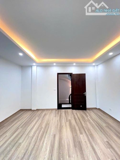 Bán nhà Đại Cát, Bắc Từ Liêm, lô góc, thoáng 2 mặt, ô tô đỗ cửa, 57m2 5 tầng chỉ 6 tỷ - 3