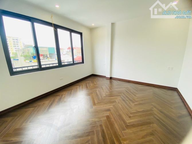 📋  ⸻  🏡 NHÀ ĐẸP NHỎ XINH – KHU PHÂN LÔ BÀN CỜ – 22/28M² – 5 TẦNG – MT 4,5M – GIÁ 5,2 TỶ - 3