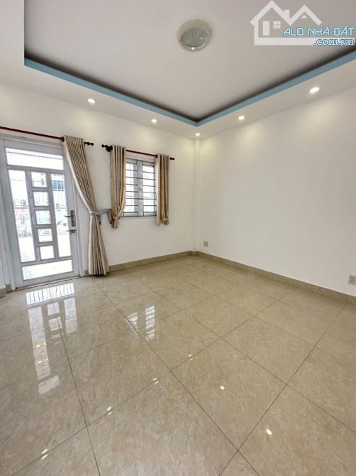 Bán gấp nhà Hương Lộ 2 gần bệnh viện Bình Tân 50m2 , 4 Tầng Nhỉnh 5 tỷ - 3