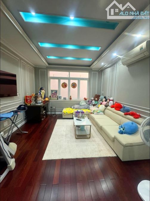🌺 KHU VIP VƯỜN LÀI  - HXH THÔNG 4 TẦNG ĐÚC 70M2 NHỈNH 11TỶ SHR HC ĐỦ - 3