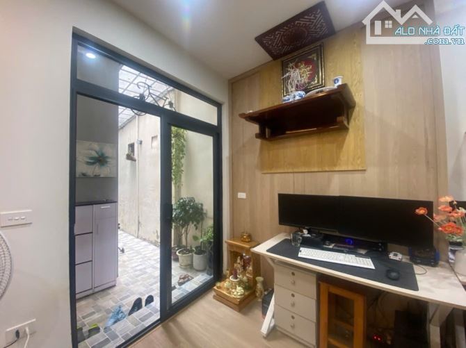 ♻️ NHÀ ĐẸP NGỌC LÂM - GẦN PHỐ - NHIỀU TIỆN ÍCH - Ô TÔ ĐỖ CỔNG - 2 THOÁNG - 3
